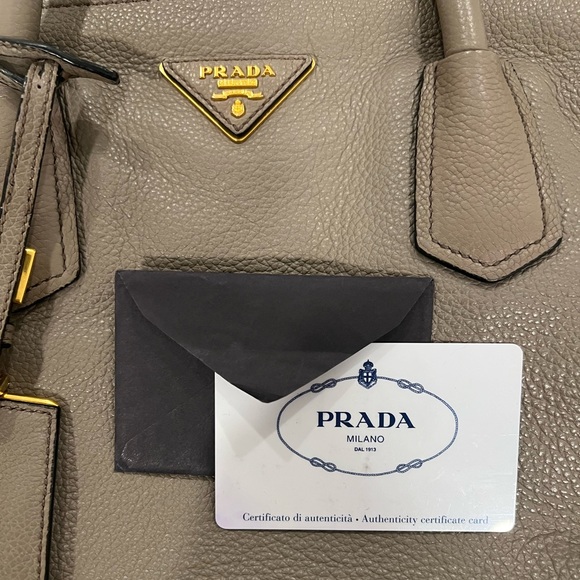 Prada Vitello Grain Grey Leather Tote, BN2829 - Picture 4 of 9